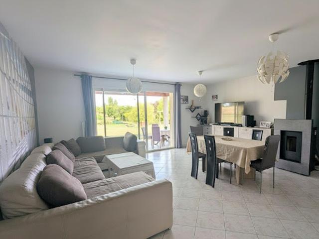 Maison vente à Larroucaud Nord, Villegouge