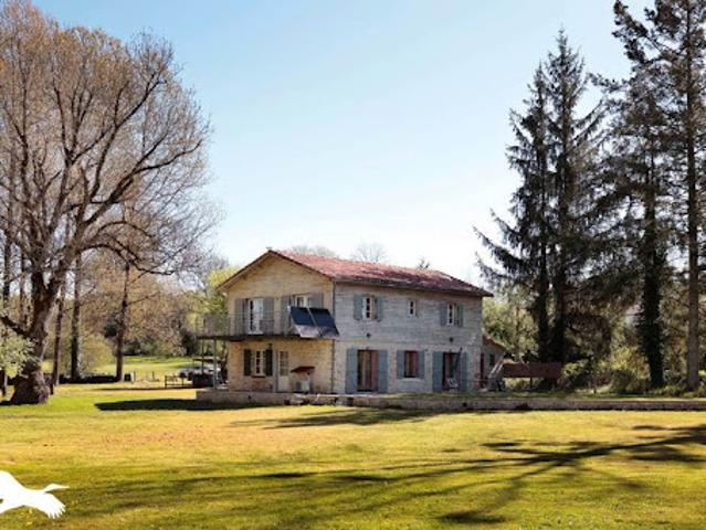 Maison vente à Confolens, Ambernac