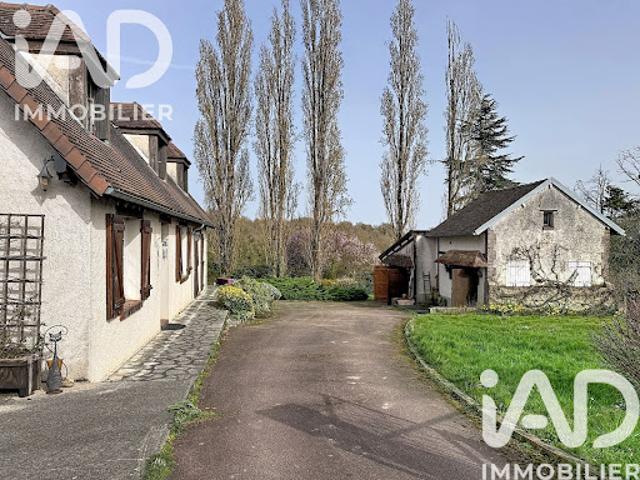 Maison vente à Montargis, Château-renard