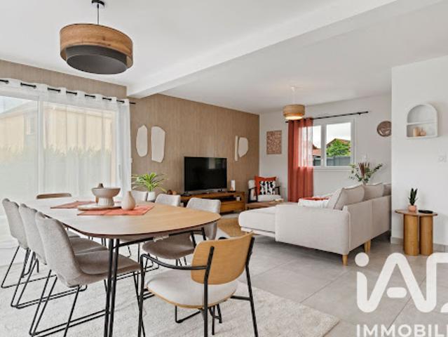 Maison vente à Rouen, Montigny