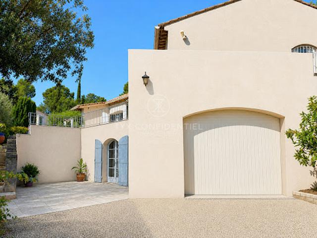 Maison vente à Arles, Noves