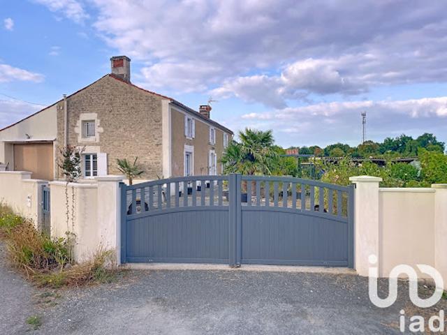 Maison vente à Fontenay-le-Comte, Saint-hilaire-des-loges