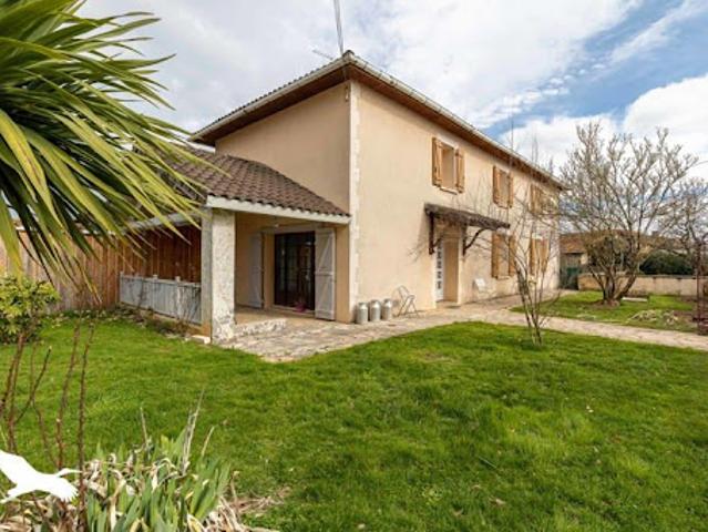 Maison vente à Confolens, Nanteuil-en-vallée
