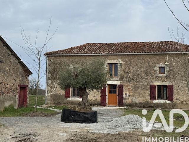 Maison vente à Montmorillon, Luchapt