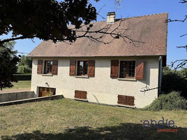Maison vente à Saint-Amand-Montrond, La Guerche-sur-l'aubois
