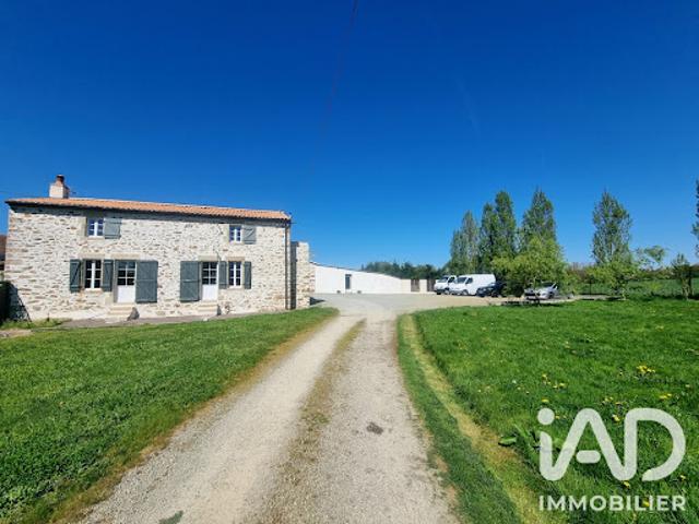 Maison vente à Les Embardières, Saint-Étienne-du-Bois