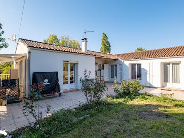 Maison vente à Fief de l'Aumônerie, Saint-Jean-d'Angély