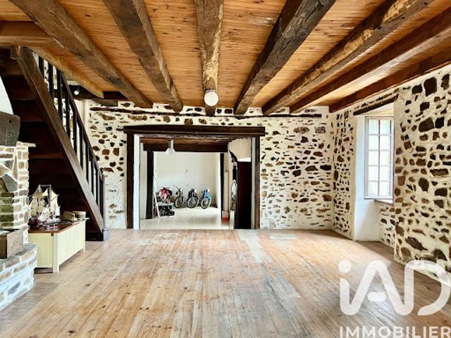 Maison vente à Rochechouart, Champsac