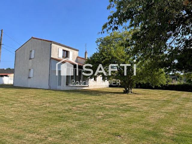 Maison vente à Saint-Jean-d'Angély, Saint-mandé-sur-brédoire