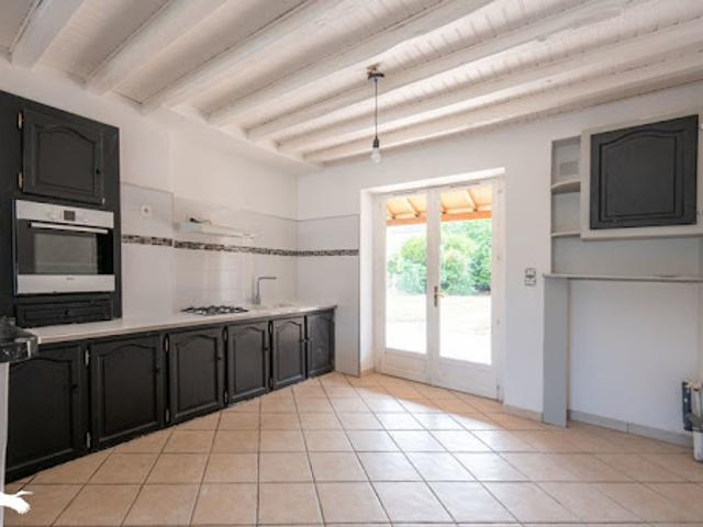 Maison vente à Mehun-sur-Yèvre, Cher