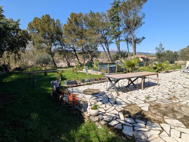 Maison vente à Nîmes, Montfrin