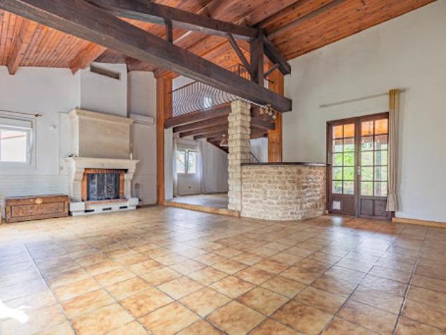 Maison vente à Saintes, Pont-l'abbé-d'arnoult