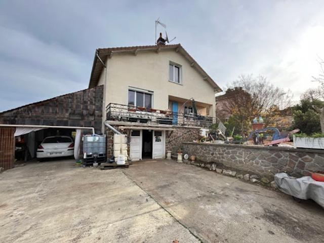 Maison vente à Rochechouart, Saillat-sur-vienne