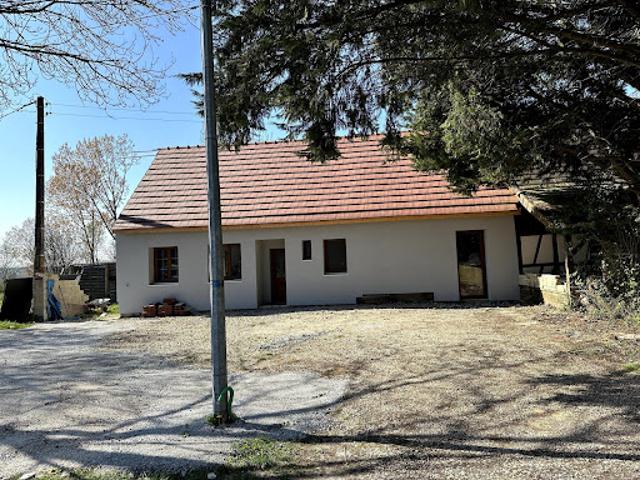 Maison vente à Louhans-Châteaurenaud, Sainte-croix