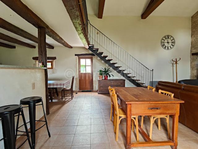 Maison vente à Montmorillon, Civray
