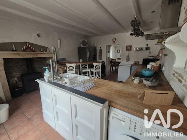 Maison vente à Montmorillon, Nouvelle-Aquitaine