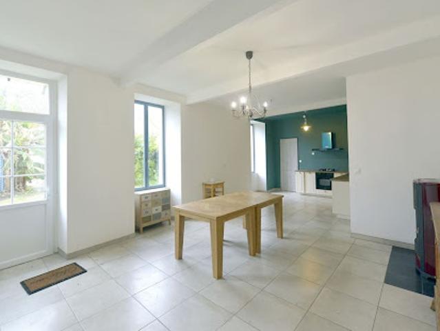 Maison vente à Saintes, Semussac