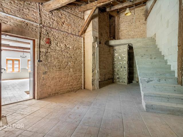 Maison vente à Mâcon, Saint-albain