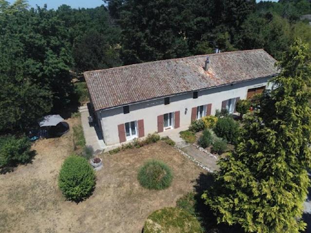 Maison vente à Niort, Sauzé-vaussais