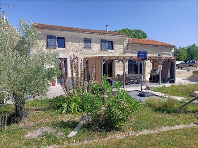 Maison vente à Saint-Jean-d'Angély, Puy-du-lac