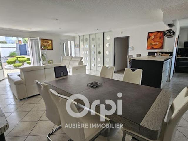 Maison vente à Clermont-Ferrand, Les Martres-de-veyre