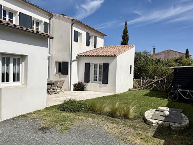 Maison vente à La Rochelle, Loix