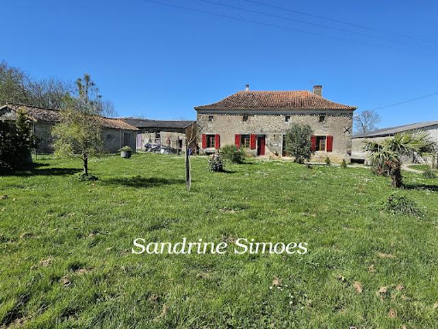 Maison vente à Montmorillon, Mauprévoir