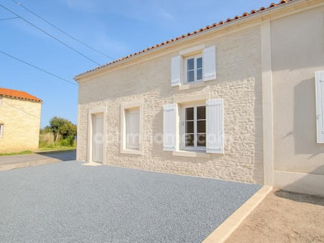 Maison vente à Rochefort, Moragne
