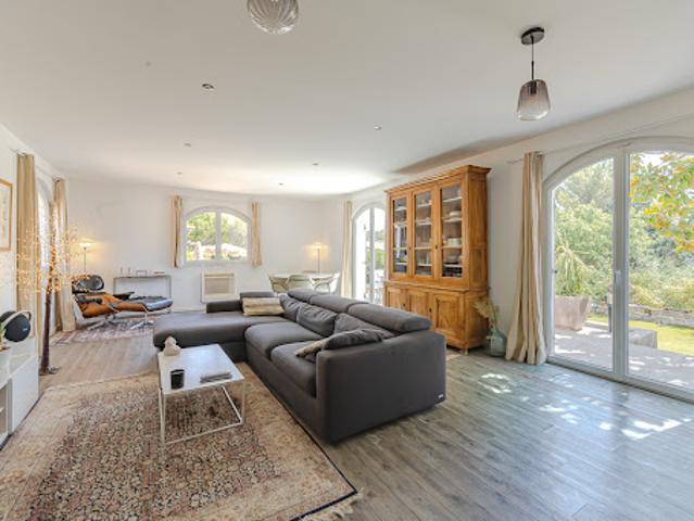 Maison vente à Marseille, Roquefort-la-bédoule