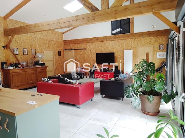 Maison vente à Jonzac, Saint-bonnet-sur-gironde