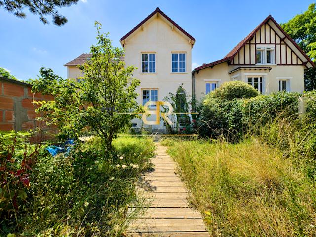 Maison vente à Saint-Germain-en-Laye, Saint-germain-en-laye