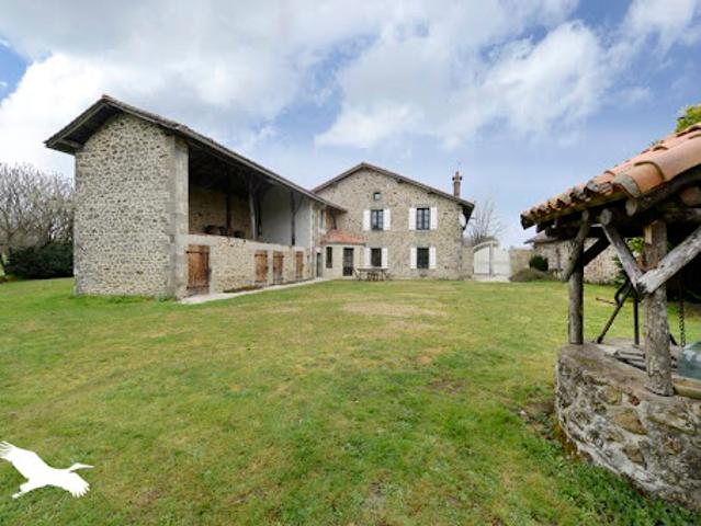 Maison vente à Confolens, Nouvelle-Aquitaine