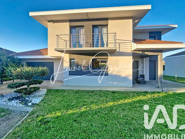 Maison vente à France métropolitaine, Saint-etienne-de-saint-geoirs