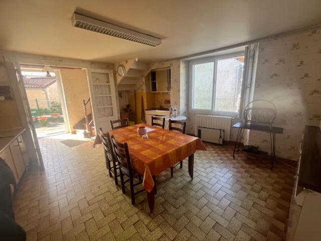 Maison vente à Nontron, Mareuil