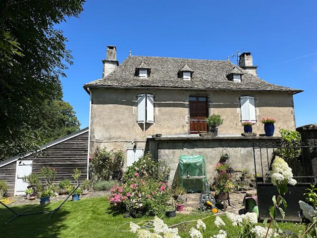 Maison vente à Mauriac, Saint-martin-cantalès