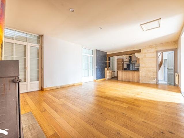 Maison vente à Niort, Magné