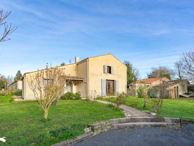 Maison vente à Saintes, Arces