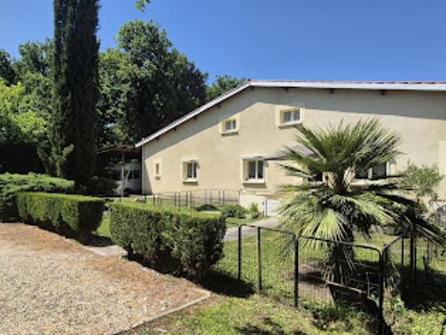 Maison vente à Bordeaux, Le Pian-médoc