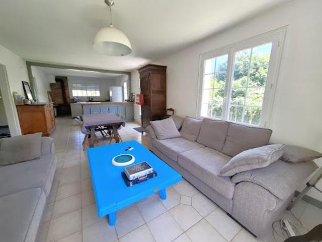 Maison vente à Saintes, Médis
