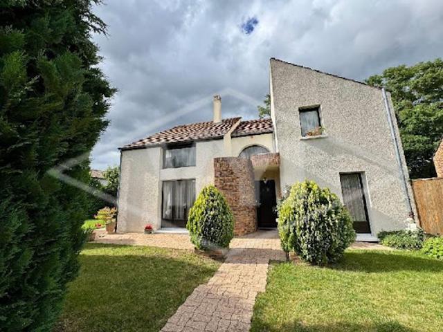 Maison vente à Évry, Varennes-jarcy