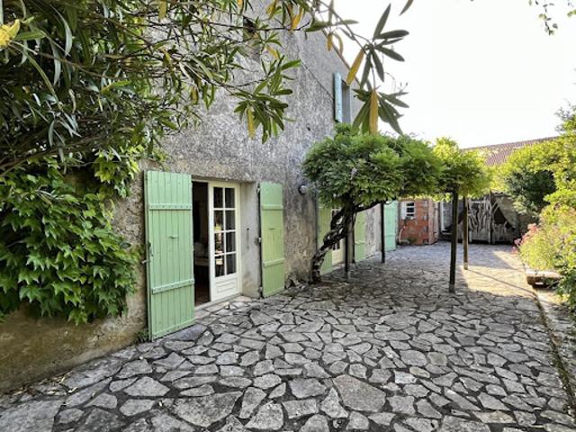 Maison vente à Saintes, Semussac