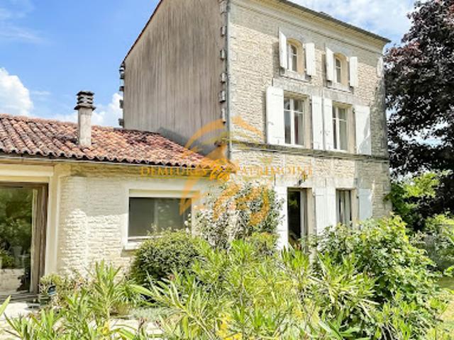 Maison vente à Confolens, Ligné