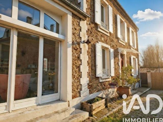 Maison vente à Versailles, Plaisir