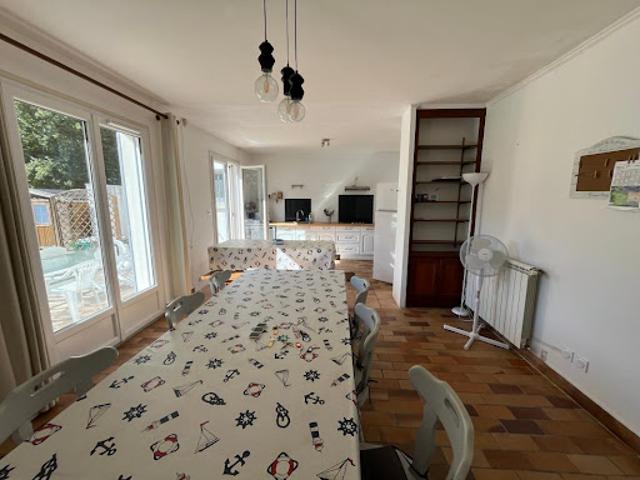Maison vente à Rochefort, Etaules