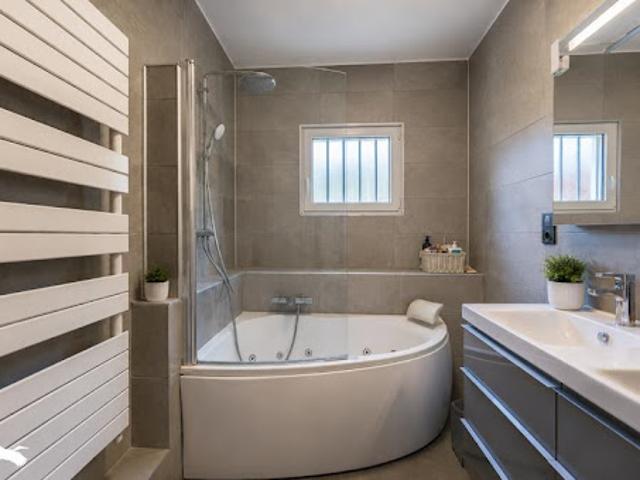 Maison vente à Bordeaux, Port de la Lune, Bordeaux