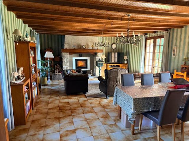 Maison vente à Rochechouart, Saint-junien