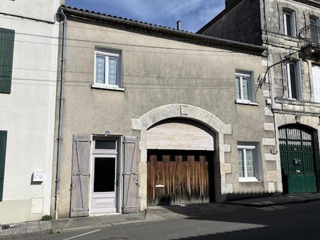 Maison vente à Angoulême, Montbron