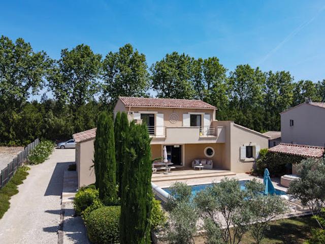Maison vente à Avignon, Saumane-de-vaucluse