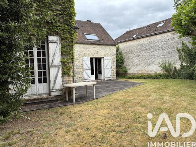 Maison vente à Fontainebleau, Larchant