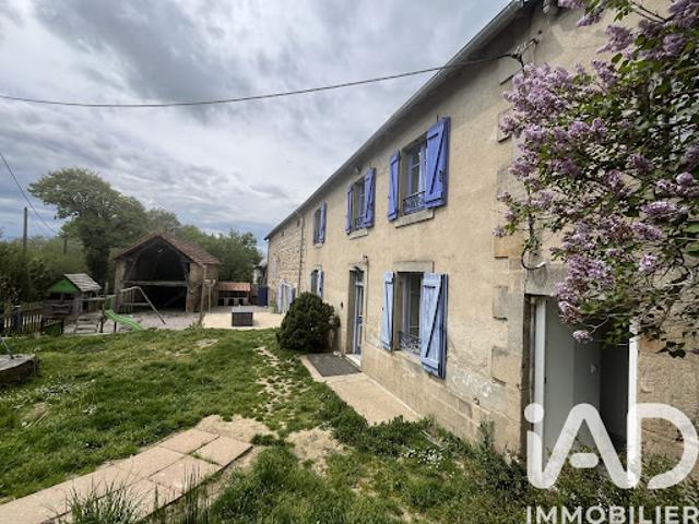 Maison vente à Riom, Sainte-christine